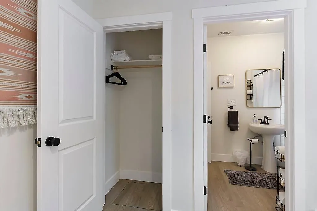 East Sac Getaway, Walking Distance To Hospitals Villa Sacramento 0*,